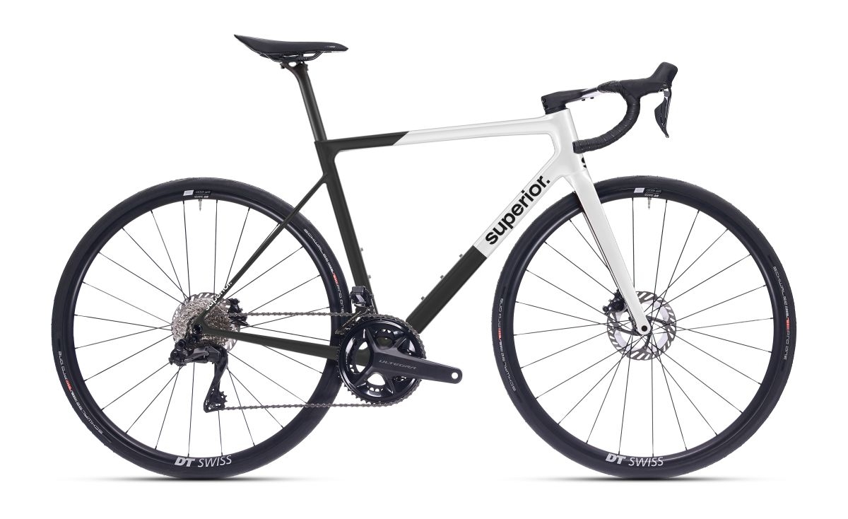 SUPERIOR RR 9.4 / Matte Carbon / White